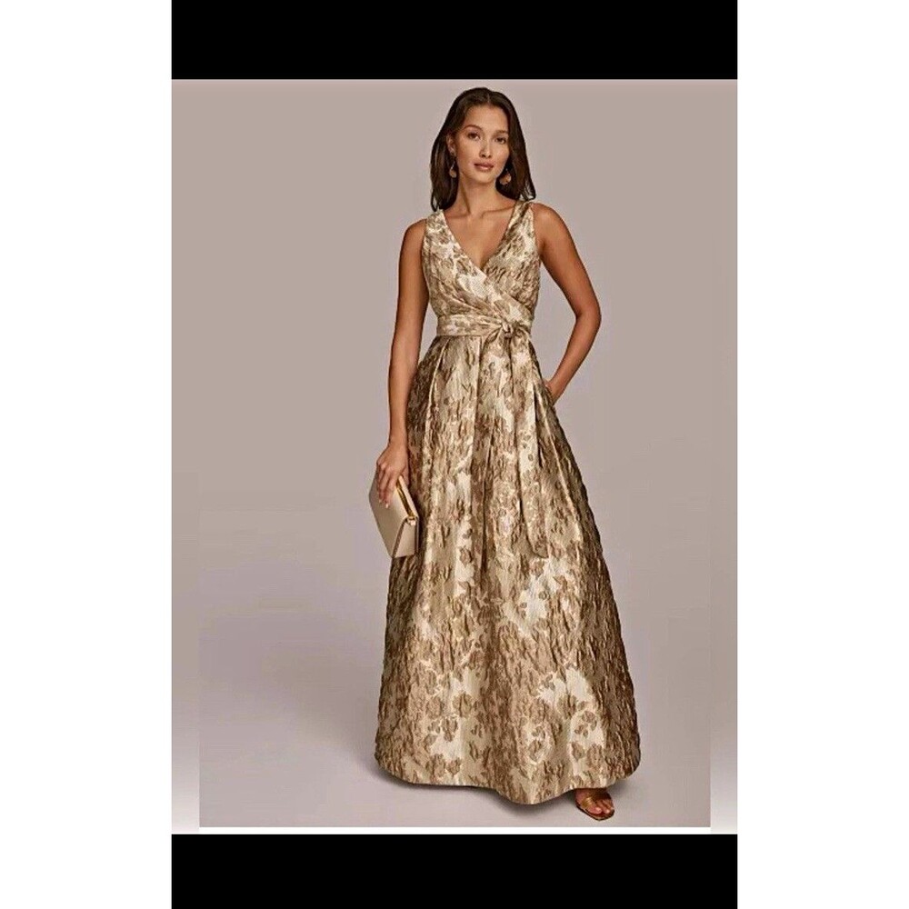 Donna Karan New York Gold Floral Jacquard V-Neck Sleeveless Maxi Gown 12